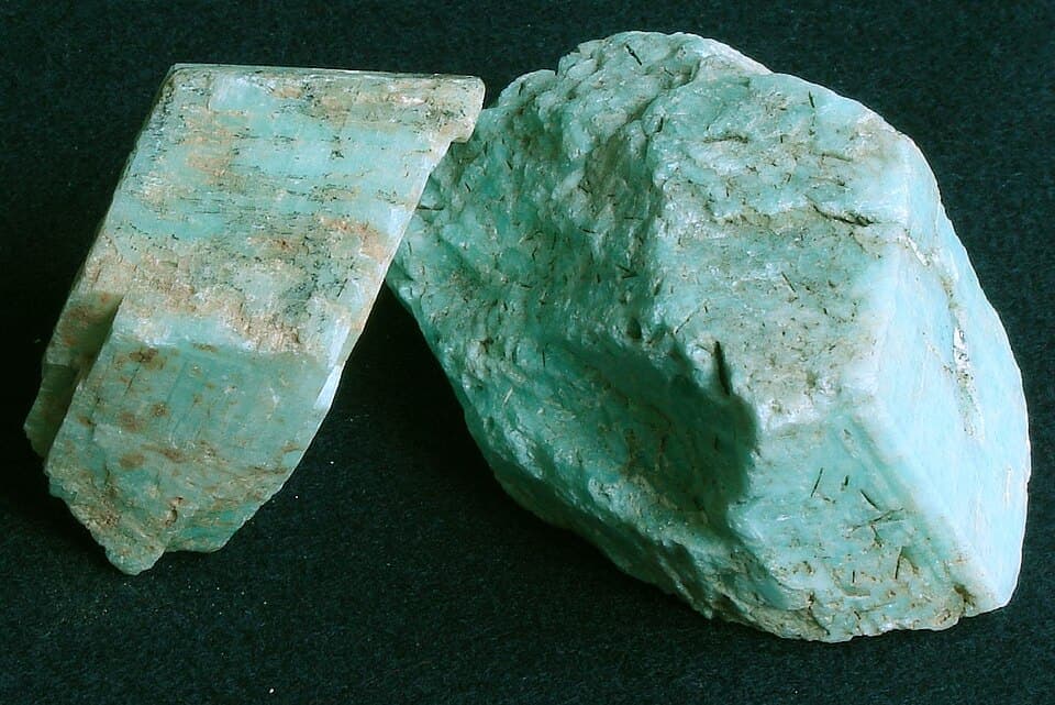 Amazonite (Amazonite)