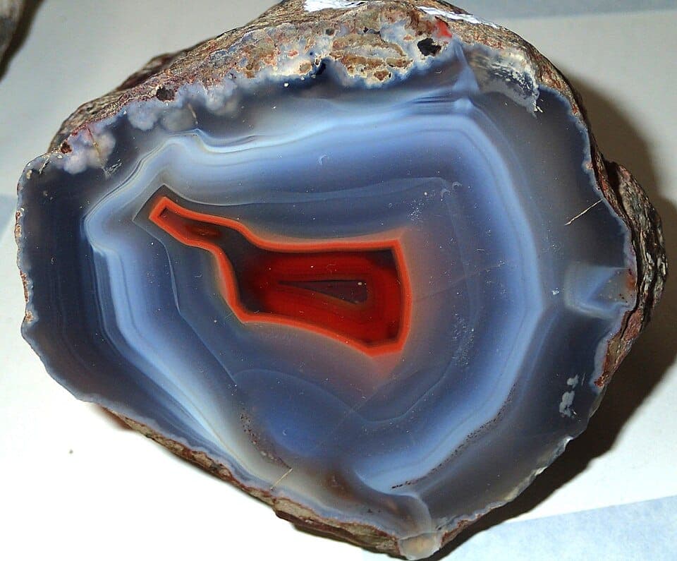 How to Identify Agate (and Tell It From Common Rocks)