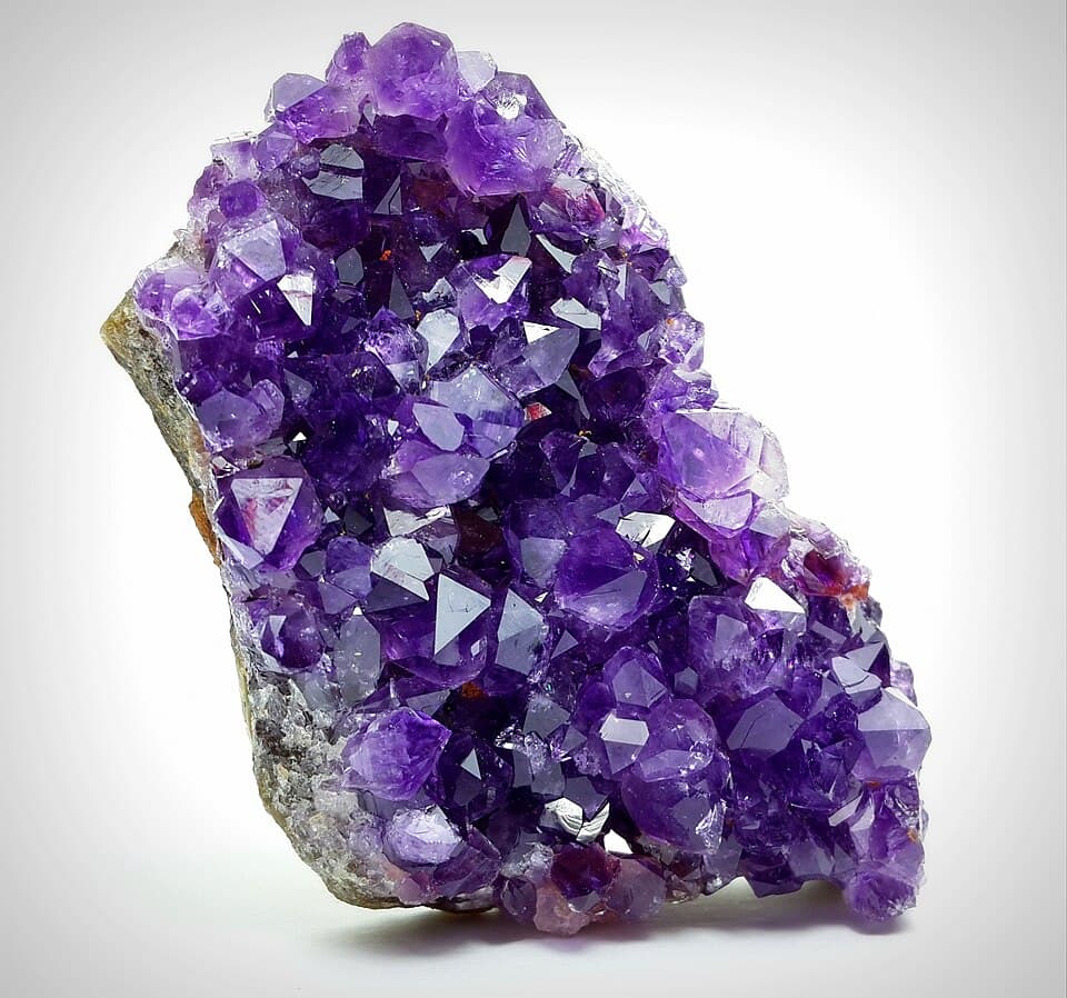 How to Identify a Gemstone or Crystal